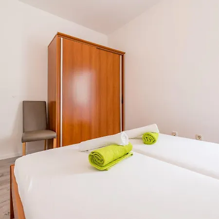 Malerisches Nur 500 Meter Zum Langen Mit Privatparkplatz, Balkon Apartman