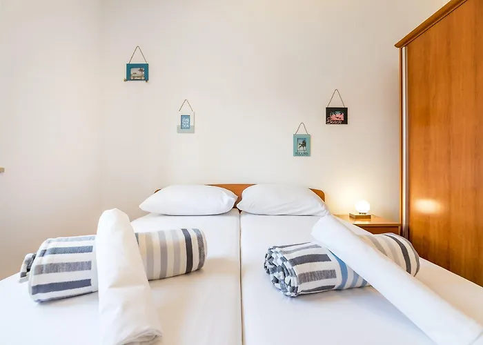Apartament Malerisches Nur 500 Meter Zum Langen Mit Privatparkplatz, Balkon Baška