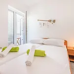 Malerisches Nur 500 Meter Zum Langen Mit Privatparkplatz, Balkon