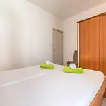 Malerisches Nur 500 Meter Zum Langen Mit Privatparkplatz, Balkon * 巴斯卡