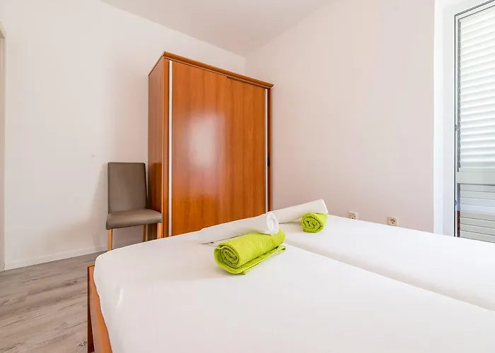 Malerisches Nur 500 Meter Zum Langen Mit Privatparkplatz, Balkon Appartement
