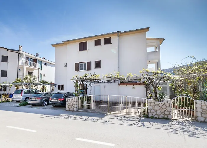 Malerisches Nur 500 Meter Zum Langen Mit Privatparkplatz, Balkon Baška